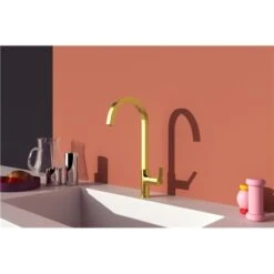 Ideal Standard Mitigeur De Cuisine Gusto Tube Carré Or Brossé -Bain Salle Produit Magasin mitigeur de cuisine gusto tube carre or brosse 2